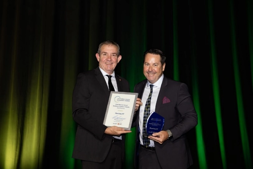 The Honourable Gerard Maley MLA Deputy Chief Minister of the Northern Territory and Pat Whitehead, Director Plumbing NT.